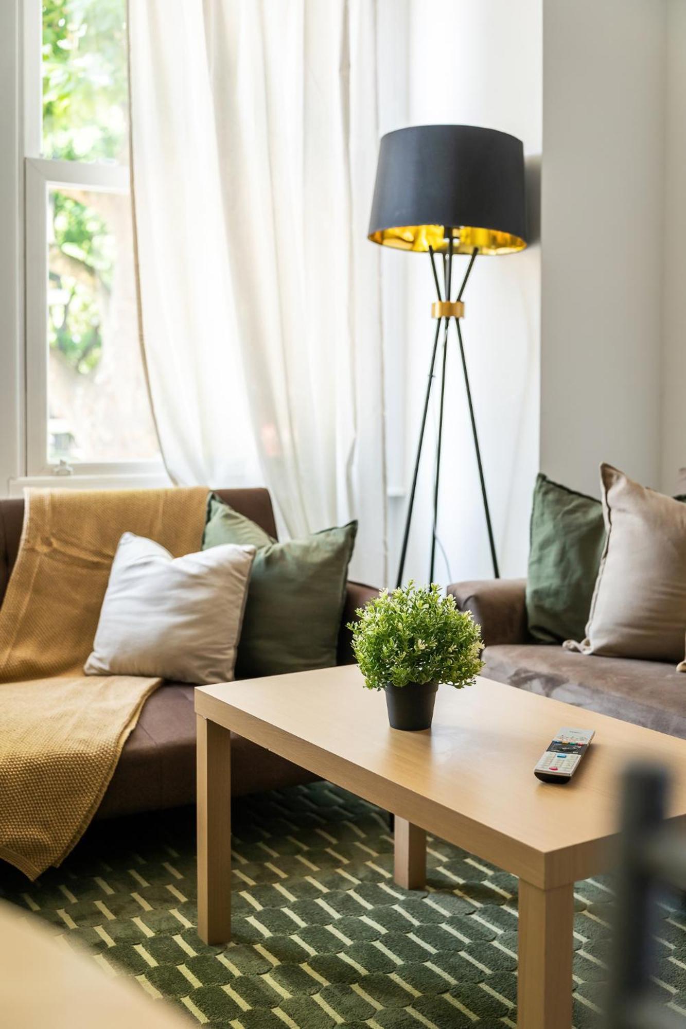 Gorgeous 2Bed Apartment In Fulham, لندن المظهر الخارجي الصورة